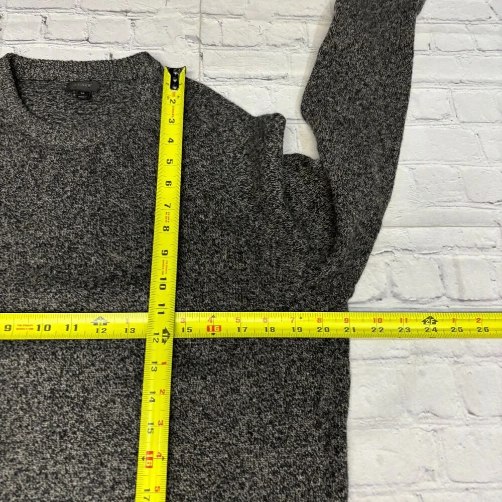 J. Crew Men 100% Lambswool Sweater Size Medium Crew Neck C120 -29